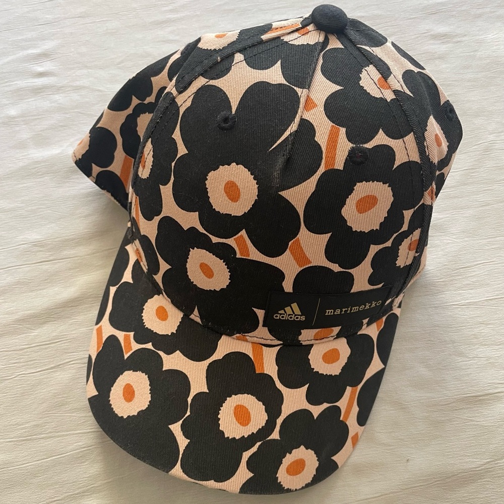 Adidas x Marimekko Floral Hat - Picture 6 of 6